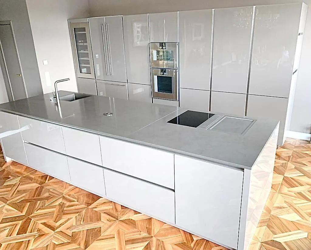 Luxurious Penthouse -Breathtaking Rooftop Terrace Dusseldorf